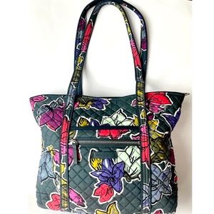Vera Tote Bag Falling Flowers